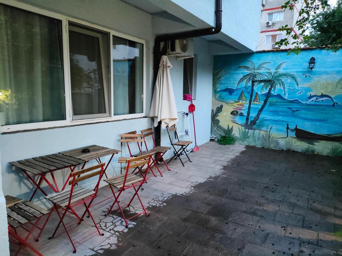 Ivavev Is Us Bythesea Constanţa Exteriér fotografie